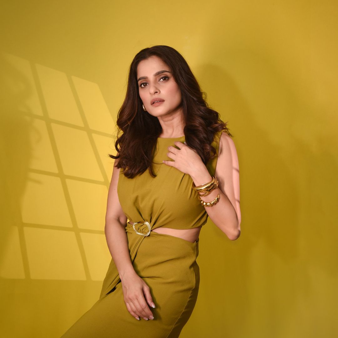 PRIYA BAPAT