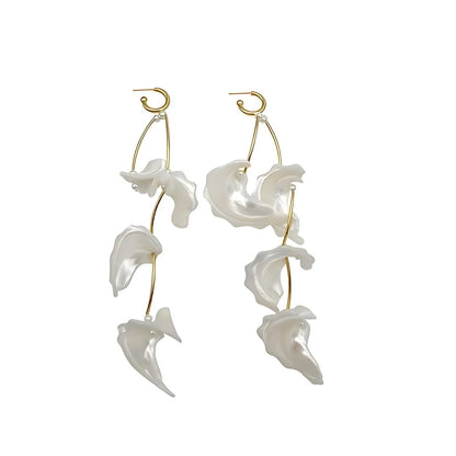 WHISPERING SHELL EARRINGS - AEQEA